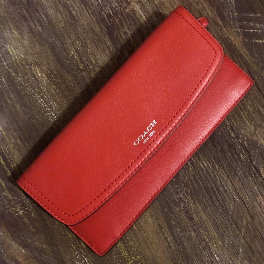 New Coach wallet